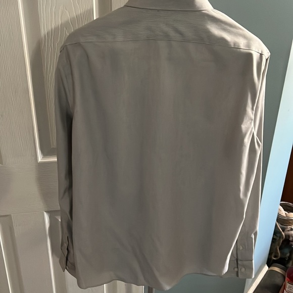 Marc by New York button down men’s dress shirt only worn once - Picture 2 of 3